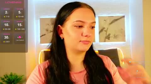 Snapshot of vitajoy_ chatting on 07-15-26, 05:45 Vita online show from 07-15-26, 05:45