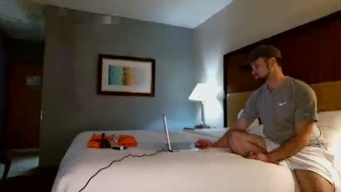 Snapshot of vitamnd93 chatting on 12-15-25, 01:43 vitamnd93 online show from 12-15-25, 01:43