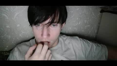 Snapshot of vitiligoboyy chatting on 11-29-25, 01:19 vitiligoboyy online show from 11-29-25, 01:19