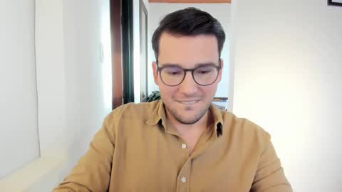 Vito Ferrer online show from 11-13-25, 09:47