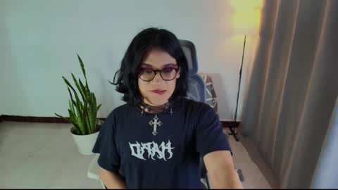 Snapshot of vitta_alfayed chatting on 01-15-26, 02:38 VittaaaPlease help me with your thumbs up its important online show from 01-15-26, 02:38