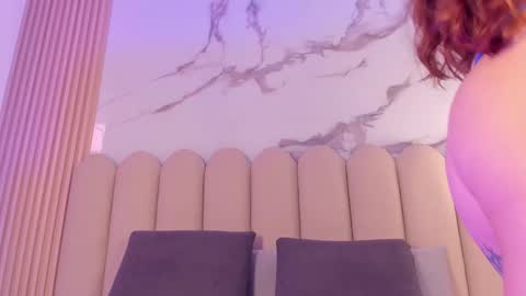 Vttoria online show from 12-21-25, 02:02