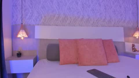 Vttoria online show from 03-30-26, 04:19