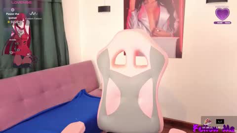 VITTORIA  online show from 11-20-25, 08:14