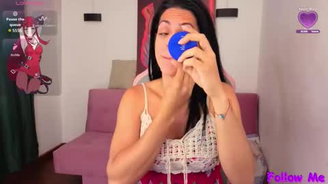 Snapshot of vittoria_lombardi07 chatting on 12-16-25, 08:08 VITTORIA online show from 12-16-25, 08:08