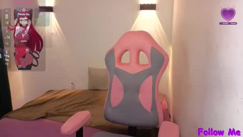 Snapshot of vittoria_lombardi07 chatting on 12-18-25, 07:14 VITTORIA online show from 12-18-25, 07:14