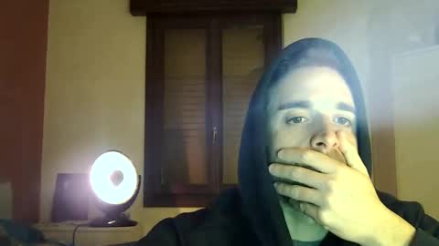 vittorio20cm online show from 02-05-25, 10:22