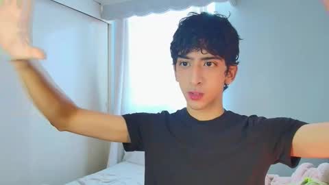 Snapshot of vittorio_cerati chatting on 02-01-26, 01:53 new acount online show from 02-01-26, 01:53