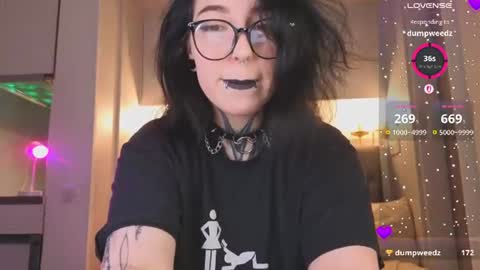 Snapshot of vivi__squirrel chatting on 08-07-26, 03:52 Vivi online show from 08-07-26, 03:52
