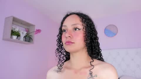 Snapshot of vivi_gh1 chatting on 02-01-26, 03:38 Vivi online show from 02-01-26, 03:38