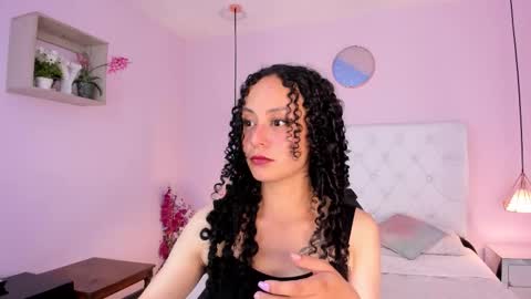 Snapshot of vivi_gh1 chatting on 02-04-26, 03:34 Vivi online show from 02-04-26, 03:34