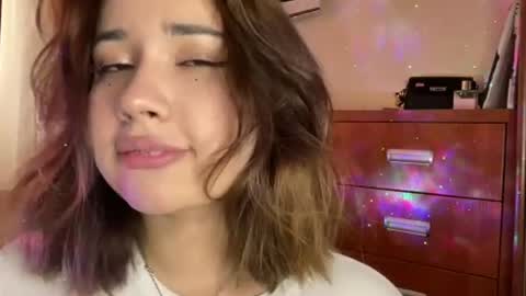 Snapshot of viviaaan_n chatting on 08-02-26, 04:16 Vivian online show from 08-02-26, 04:16