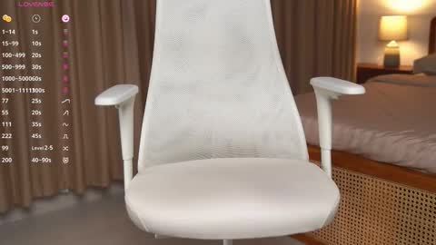 Vivian online show from 02-14-25, 11:10