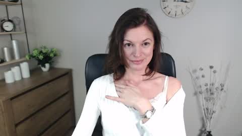 Vivian online show from 01-08-25, 09:53