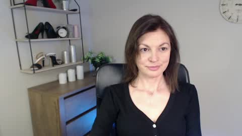 Vivian online show from 02-12-25, 10:35