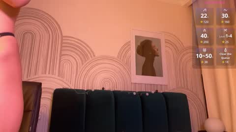 Vivian Evans online show from 12-20-25, 12:07