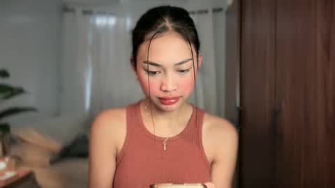 Vivian online show from 06-06-26, 10:47