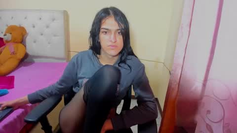 instagram Viviana73215 online show from 12-23-24, 11:14