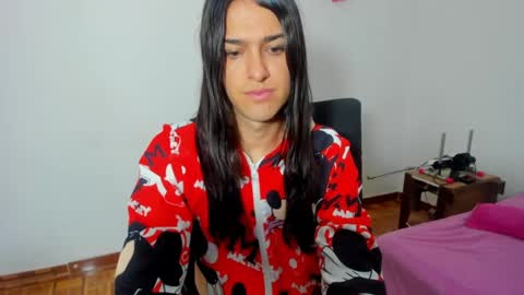 Snapshot of vivianalatin chatting on 04-06-26, 12:06 instagram Viviana73215 online show from 04-06-26, 12:06