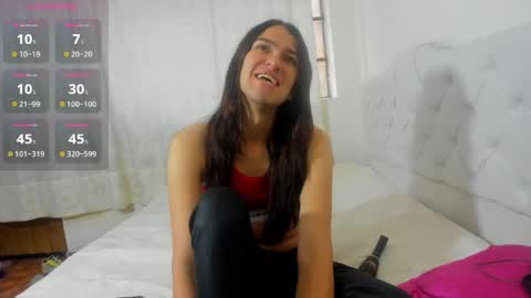 Snapshot of vivianalatin chatting on 04-09-26, 11:48 instagram Viviana73215 online show from 04-09-26, 11:48