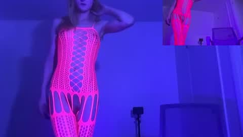 vivian layy online show from 07-21-26, 12:46