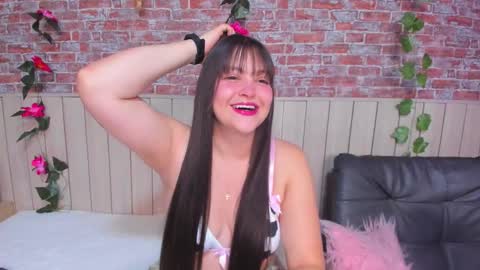 Vivian online show from 12-05-25, 12:14