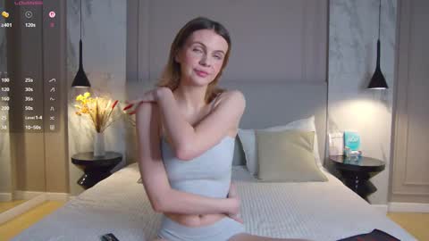 Sophia online show from 03-28-26, 04:39