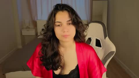 Snapshot of vivien_ross chatting on 06-03-26, 01:19 vivien_ross online show from 06-03-26, 01:19