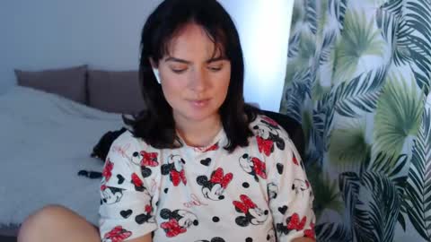 Snapshot of viviroses chatting on 04-29-26, 09:46 ViviRoses online show from 04-29-26, 09:46