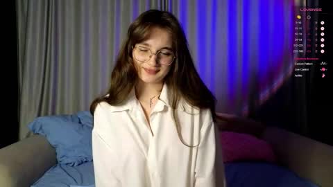 vivyboo111 online show from 10-07-25, 08:06