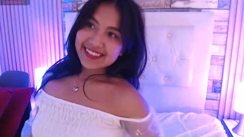 Snapshot of vixennilo chatting on 09-26-25, 12:25 Vi online show from 09-26-25, 12:25