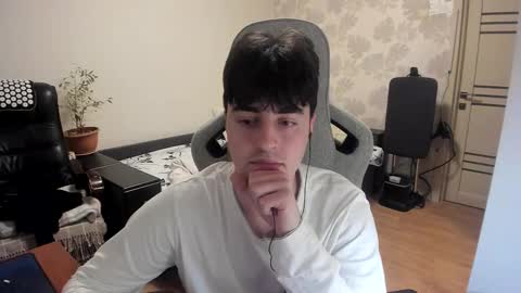 Martin online show from 12-14-25, 06:19