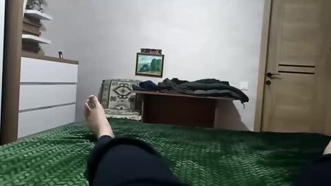 Snapshot of vmann777 chatting on 12-18-25, 04:57 vmann777 online show from 12-18-25, 04:57