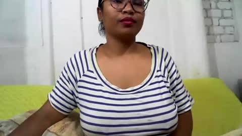 voagelle online show from 12-31-24, 04:25