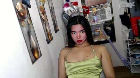 Snapshot of voganmarie chatting on 07-09-26, 07:56 voganmarie online show from 07-09-26, 07:56