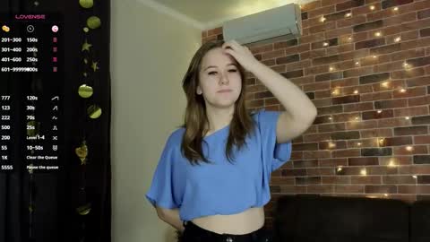 Snapshot of voidelaris chatting on 01-10-26, 06:53 Elaris online show from 01-10-26, 06:53