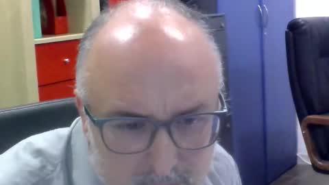 volpi72 online show from 10-31-25, 11:33