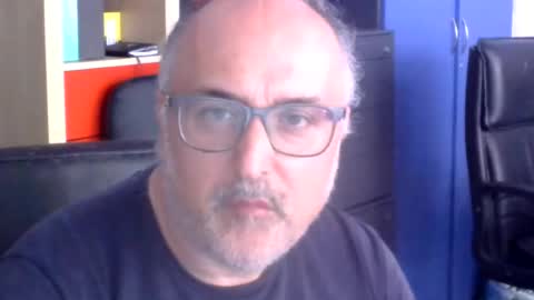 Snapshot of volpi72 chatting on 07-02-26, 12:33 volpi72 online show from 07-02-26, 12:33