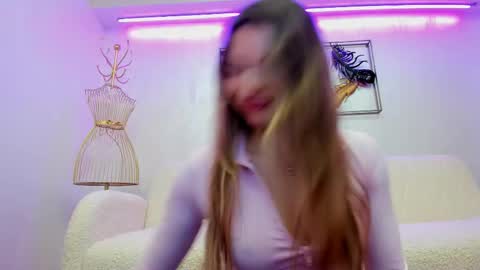 von_dee online show from 11-19-25, 06:35