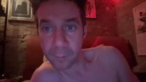 Djangus Roundstone online show from 12-18-25, 01:11