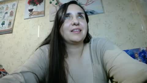 Snapshot of voulezvous_angel chatting on 07-06-26, 03:36 voulezvous_angel online show from 07-06-26, 03:36