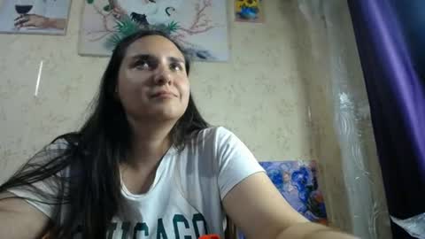 Snapshot of voulezvous_angel chatting on 07-22-26, 05:38 voulezvous_angel online show from 07-22-26, 05:38