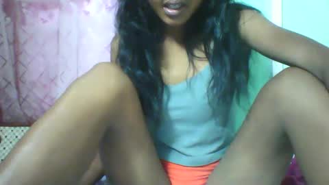 Snapshot of vounialdy chatting on 01-24-25, 01:03 vounialdy online show from 01-24-25, 01:03