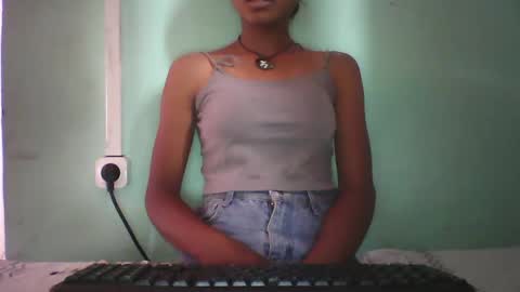 Snapshot of vounialdy chatting on 01-31-25, 05:30 vounialdy online show from 01-31-25, 05:30