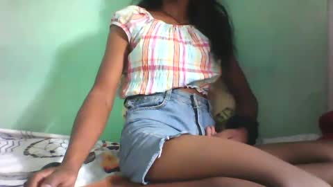 Snapshot of vounialdy chatting on 02-05-25, 08:35 vounialdy online show from 02-05-25, 08:35