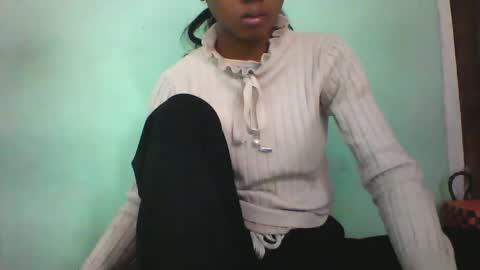 Snapshot of vounialdy chatting on 02-24-25, 04:04 vounialdy online show from 02-24-25, 04:04