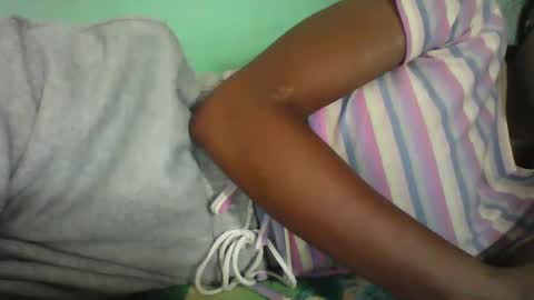 Snapshot of vounialdy chatting on 02-28-25, 09:36 vounialdy online show from 02-28-25, 09:36