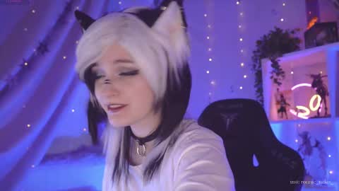 vronnier online show from 03-08-25, 03:56