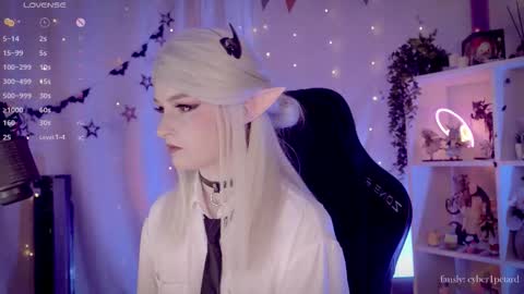 vronnier online show from 11-25-25, 12:49