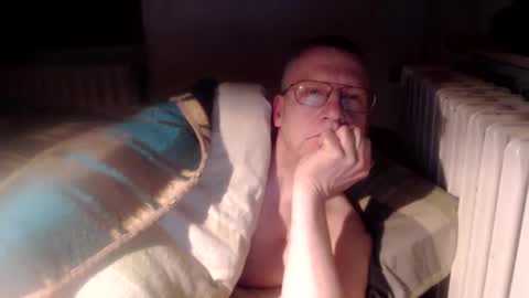 vthomasp719 online show from 02-17-26, 09:28